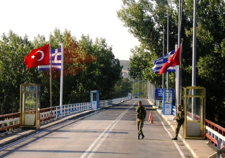 Ο Στρατηγός Παραγιουδάκης «αποκρυπτογραφεί» τα όσα έγιναν στον Έβρο (βίντεο)